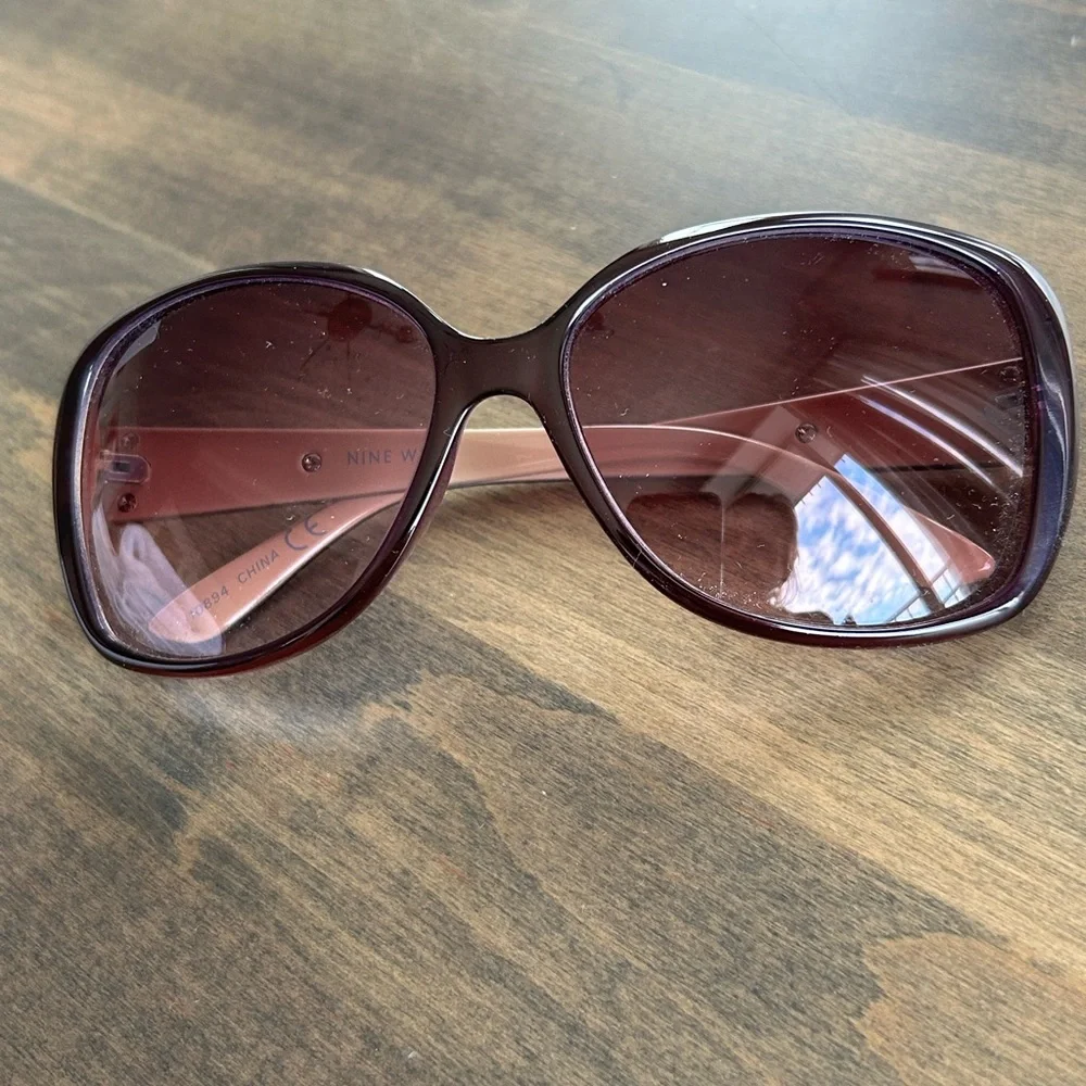 Nine West Sun Glasses NWOT